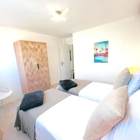 Apartment Jj